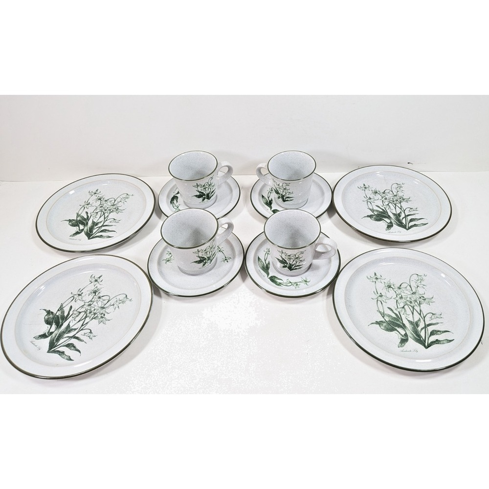 Noritake Mountain Flowers Stoneware 8343 Lot of 12 Pieces Good Condition